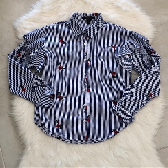 Forever 21 Tops - Long Sleeve Blouse with Roses, size M
